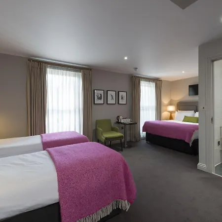 The Churchill 4* York