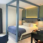 The Churchill 4*
