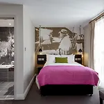 The Churchill Hotel