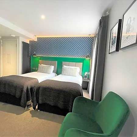 Hotel The Churchill York