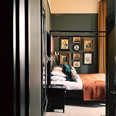 The Churchill Hotel 4*