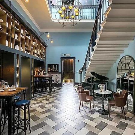 The Churchill 4*
