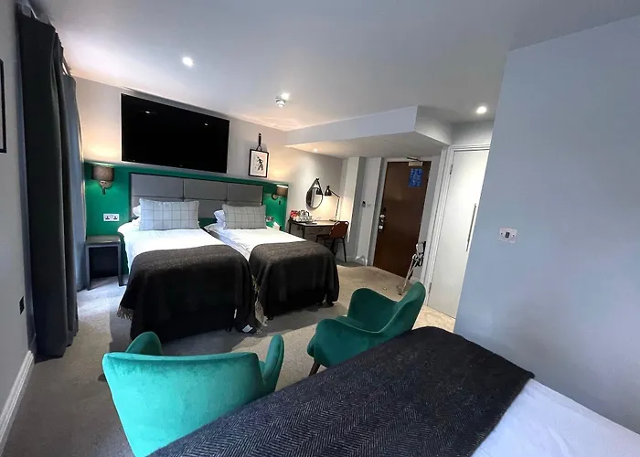 The Churchill 4* York