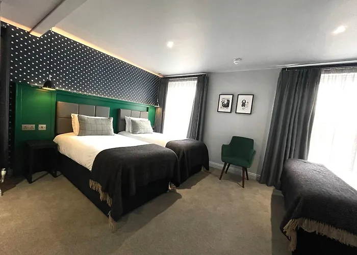 Hotel The Churchill 4*