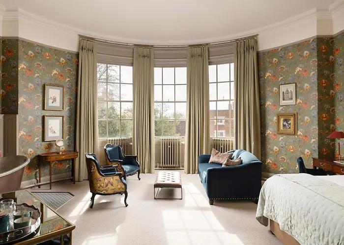 Hotel The Churchill York