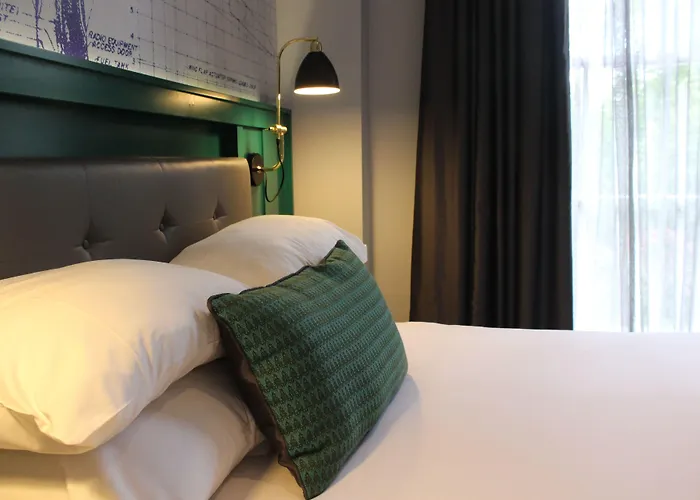 The Churchill 4* York