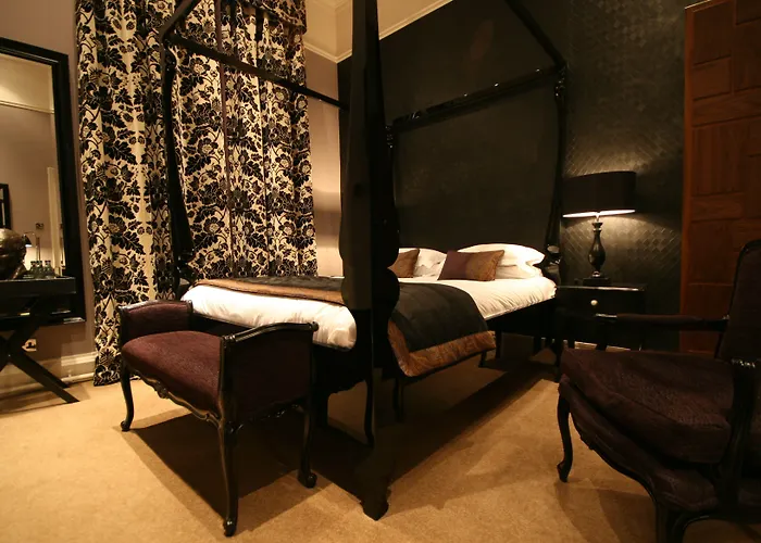 Hotel The Churchill 4*