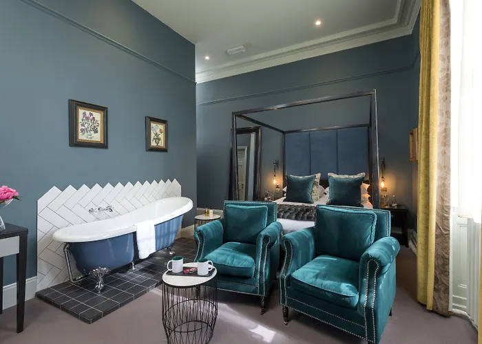 The Churchill Hotel 4*