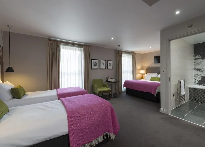 The Churchill 4* York