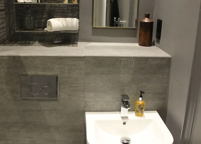 Hotel The Churchill 4*