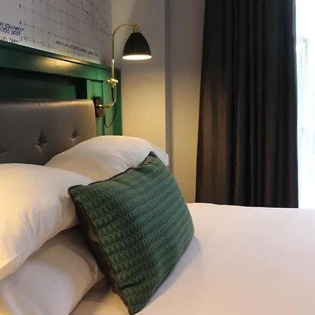 The Churchill 4*