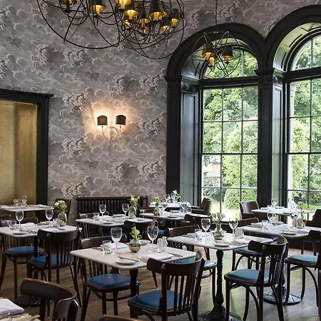 The Churchill York