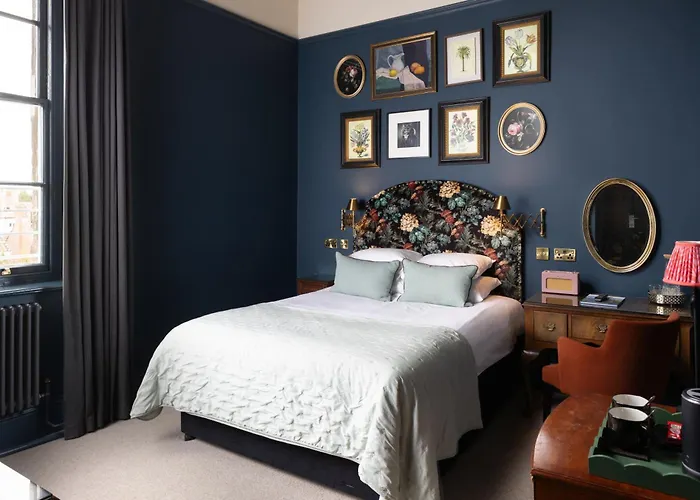 ホテル ザ チャーチル