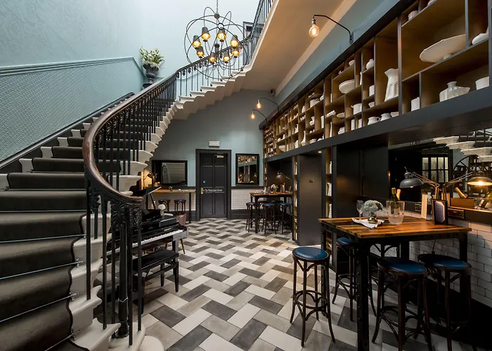 ホテル ザ チャーチル